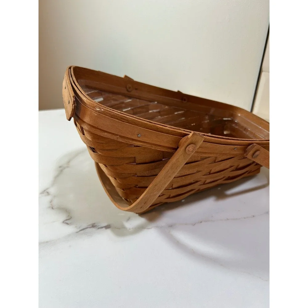 Longaberger Handwoven Slant Basket 1990 Vintage Wood Woven with Plastic‎ Liner